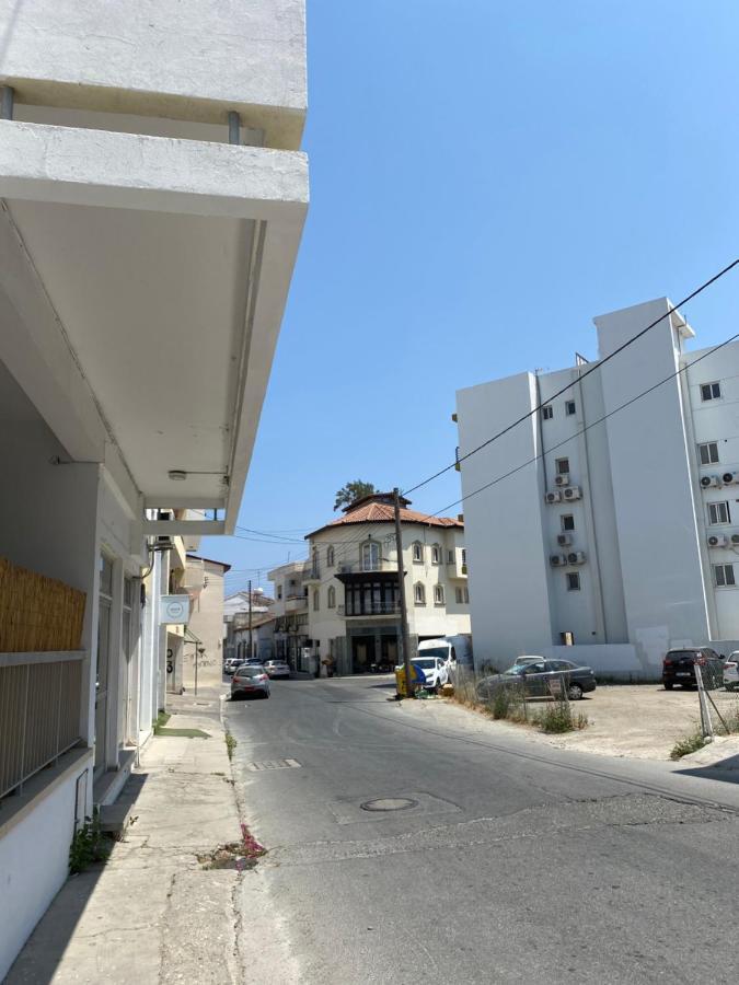Past Or Tail Hostel Λάρνακα Εξωτερικό φωτογραφία